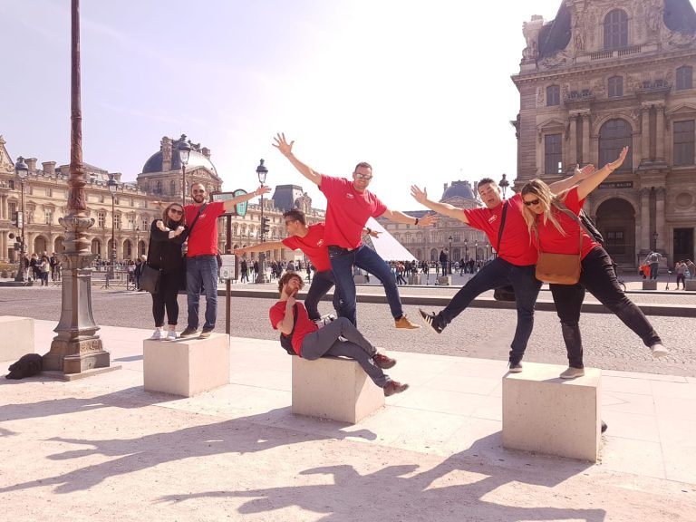 7 Golden European Travel Tips: Essential Advice from a Tour Leader (10+ Years Experience)