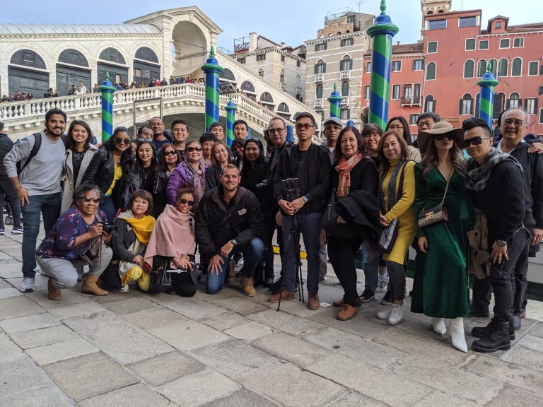 How to Get the Best Price for Group Tours (Insider Tips)